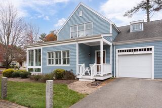 Photo of 9 Hathaway Pond Cir Rochester, MA 02770