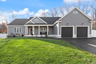 Photo of 44 Methuen Road Dracut, MA 01826