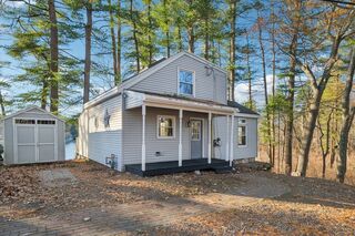 Photo of 351 Peters Pond Dr Dracut, MA 01826