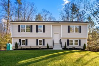 Photo of 104 Hilltop Rd Southbridge, MA 01550