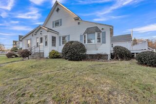 Photo of real estate for sale located at 176 Boyce St Auburn, MA 01501
