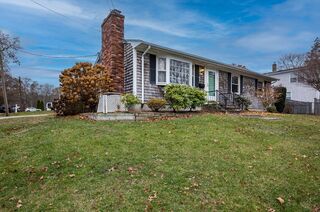Photo of real estate for sale located at 295 Commonwealth Ave New Bedford, MA 02740