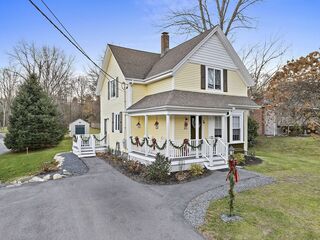 Photo of real estate for sale located at 324 West Union St East Bridgewater, MA 02333