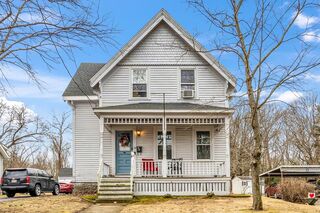 Photo of 56 Silver St Taunton, MA 02780