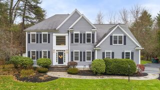 Photo of real estate for sale located at 4 Elderberry Circle Sudbury, MA 01776