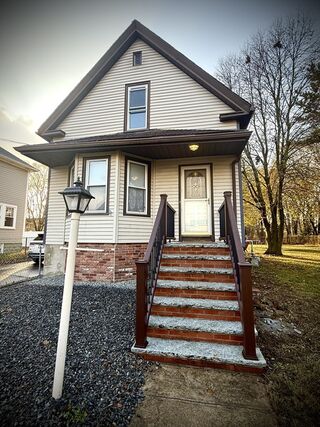Photo of 105 Dewolf St New Bedford, MA 02740