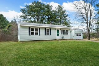 Photo of 38 S Spencer Rd Spencer, MA 01562