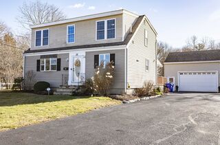 Photo of 28 Nevens Circle Rockland, MA 02370