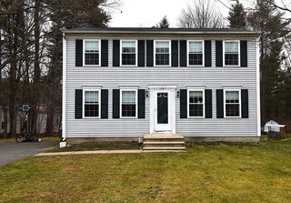 Photo of 20 Stephanie Dr Gardner, MA 01440