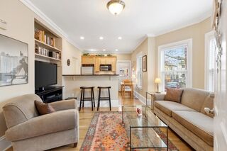 Photo of 561 Broadway Somerville, MA 02145