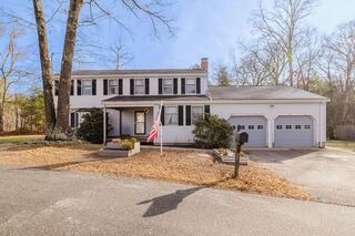 Photo of real estate for sale located at 36 Indian Run Rd Bellingham, MA 02019