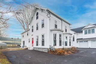 Photo of real estate for sale located at 2 Yuba Pl Natick, MA 01760