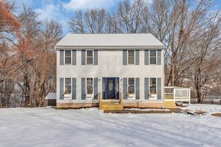 Photo of real estate for sale located at 173 Brook St Dracut, MA 01826