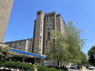 Photo of 33 Pond Ave Brookline, MA 02445