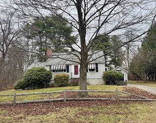 Photo of 55 Ivan St Lexington, MA 02420