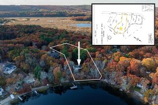 Photo of 158 Bartlett Rd Manomet, MA 02360