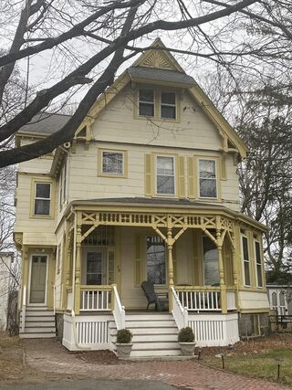 Photo of 58 Oak St Boston - Hyde Park, MA 02136