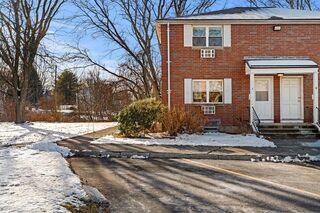 Photo of 2 Kingston St North Andover, MA 01845