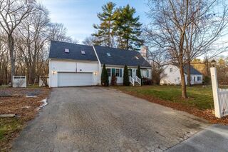 Photo of real estate for sale located at 369 Cooper Rd Northbridge, MA 01534