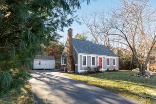 Photo of real estate for sale located at 6 Wildcat Ln Plymouth, MA 02360