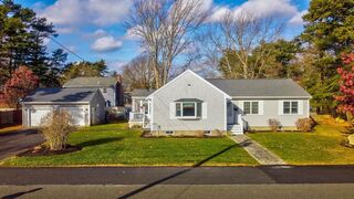 Photo of 19 Datewood St Wareham, MA 02571