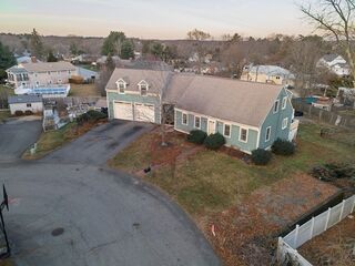 Photo of real estate for sale located at 17 Berean Way Weymouth, MA 02190