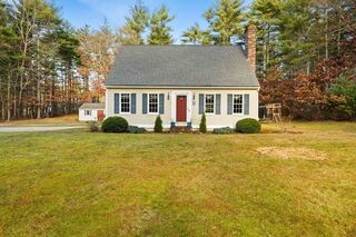 Photo of real estate for sale located at 74 Higgins Rd Kingston, MA 02364