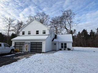 Photo of 2 Barracks Road Hudson, MA 01749
