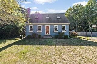 Photo of 66 Maureen Way Plymouth, MA 02360