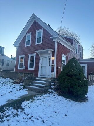 Photo of 31 School St Weymouth, MA 02189
