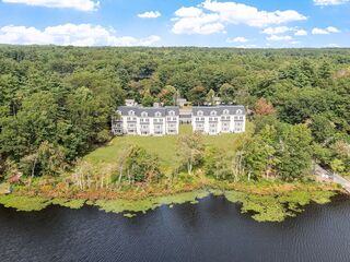 Photo of 206 W Main St Georgetown, MA 01833