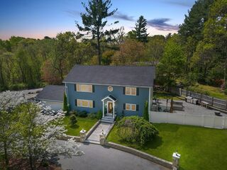 Photo of 851 Forest St North Andover, MA 01845