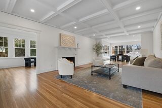 Photo of real estate for sale located at 695 Salem Street Lynnfield, MA 01940