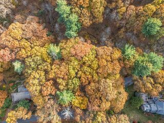 Photo of real estate for sale located at 89 Lexington Road Lincoln, MA 01773