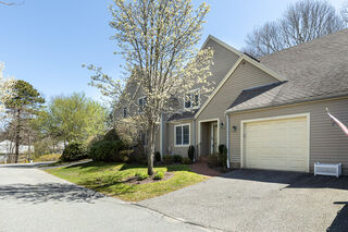 Photo of real estate for sale located at 4 Bishops Park Mashpee, MA 02649