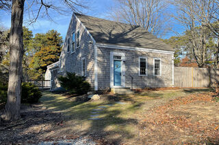 Photo of real estate for sale located at 3 Seagull Lane Harwich, MA 02645