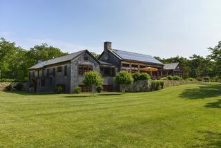 Photo of real estate for sale located at 71 Stoney Hill Road Road Tisbury, MA 02568