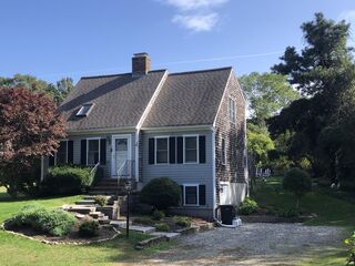 Photo of real estate for sale located at 16 Cottonwood Lane Centerville, MA 02632
