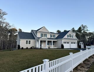 Photo of real estate for sale located at 8 Turtle Run Harwich, MA 02645