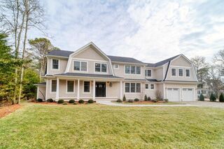 Photo of real estate for sale located at 206 Meadow Neck East Falmouth, MA 02536