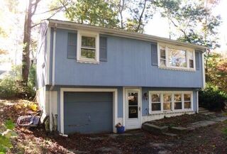 Photo of real estate for sale located at 17 Pembroke Road Plymouth, MA 02360