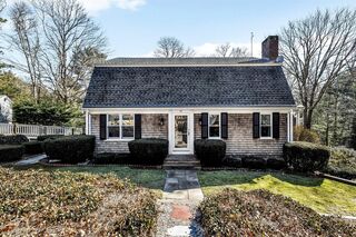 Photo of real estate for sale located at 45 Fairway Lane Falmouth, MA 02540