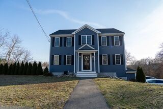 Photo of real estate for sale located at 4 Royal Street Plymouth, MA 02360