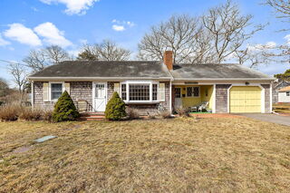 Photo of real estate for sale located at 7 Nantucket Avenue South Yarmouth, MA 02664