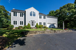 Photo of real estate for sale located at 7 Ava Lane East Falmouth, MA 02536