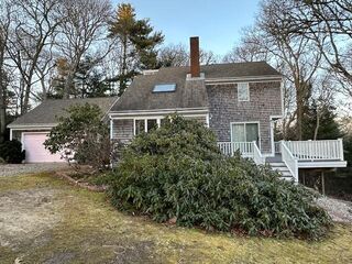 Photo of real estate for sale located at 8 Waterside Drive Centerville, MA 02632