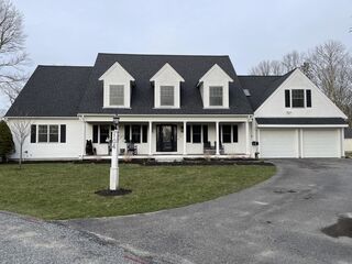 Photo of real estate for sale located at 104 Fairwood Road South Yarmouth, MA 02664