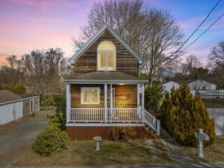 Photo of real estate for sale located at 246 McCabe Street Dartmouth, MA 02748