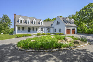 Photo of real estate for sale located at 2 Daffodil Lane West Barnstable, MA 02668