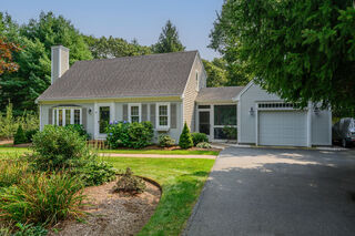 Photo of real estate for sale located at 59 Liberty Lane Marstons Mills, MA 02648